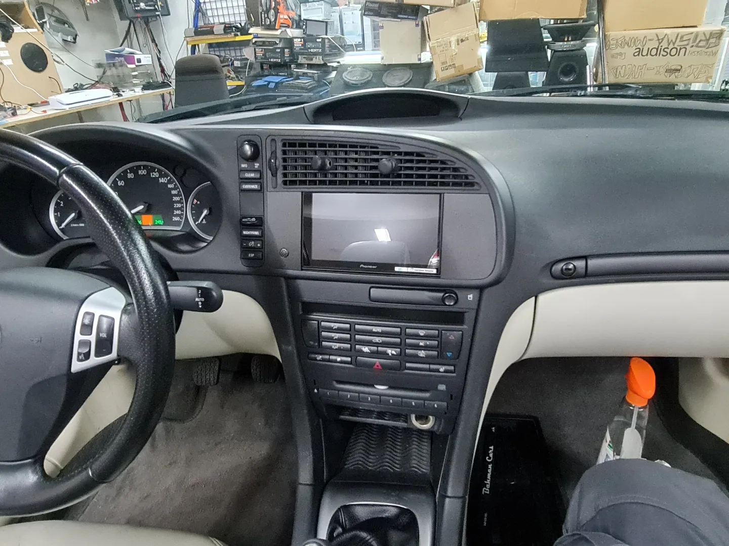 Pioneer Saab