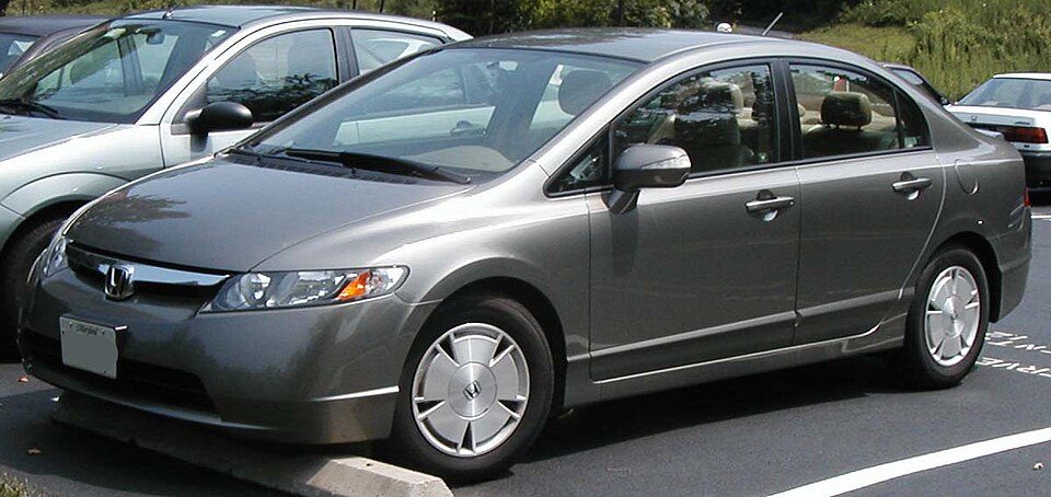 Honda Civic-Hybrid — photo illustrative