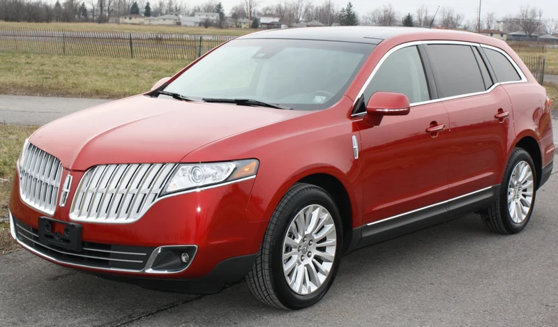 Lincoln MKT — photo illustrative