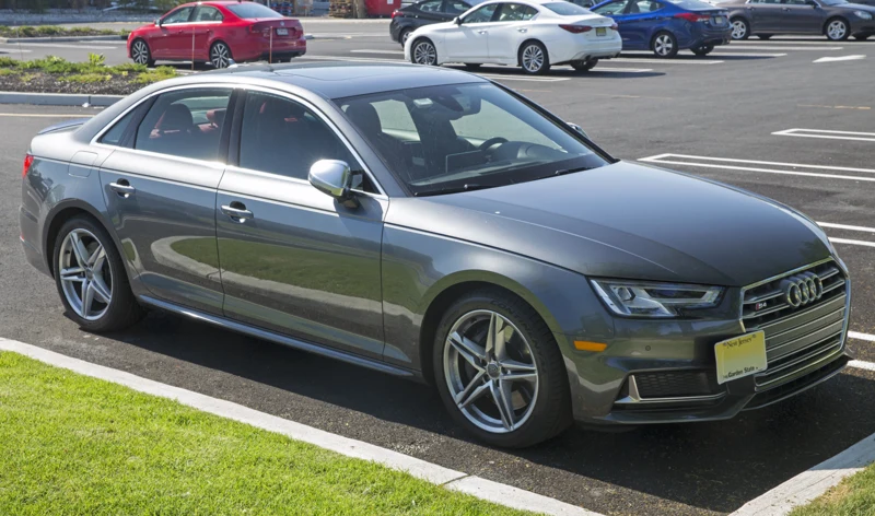 Audi S4 — photo illustrative