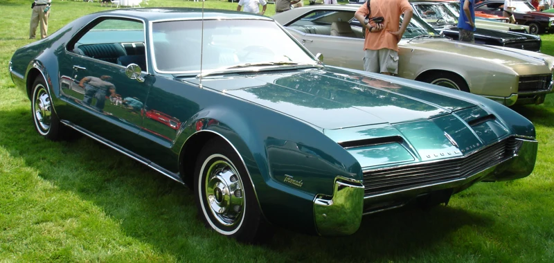 Oldsmobile Toronado — photo illustrative