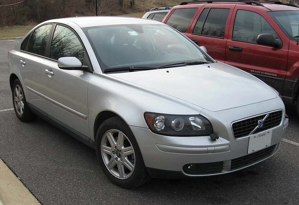 Volvo — S40 2004 - 2012