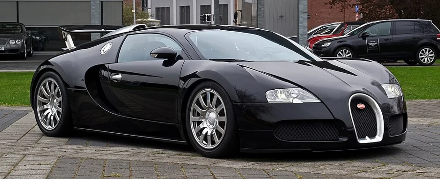 Bugatti Veyron — photo illustrative
